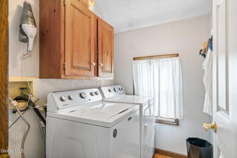 4 Carlyle Court Ballston Lake NY 12019