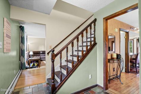4 Carlyle Court Ballston Lake NY 12019