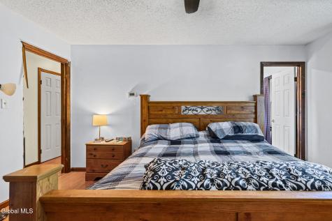 4 Carlyle Court Ballston Lake NY 12019