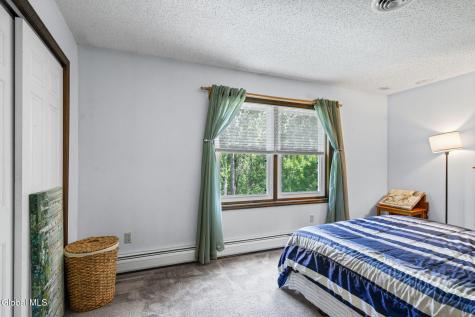 4 Carlyle Court Ballston Lake NY 12019
