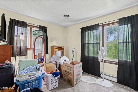 4 Carlyle Court Ballston Lake NY 12019