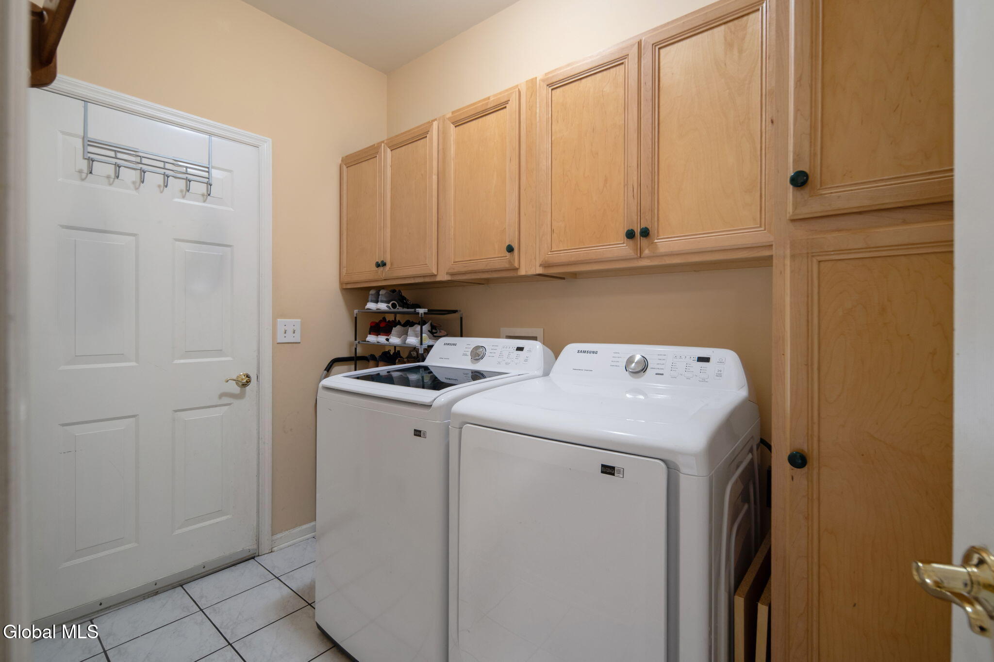 16 Killarney Court Saratoga Springs NY 12866