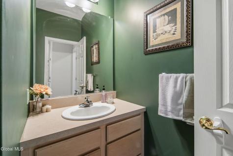 16 Killarney Court Saratoga Springs NY 12866