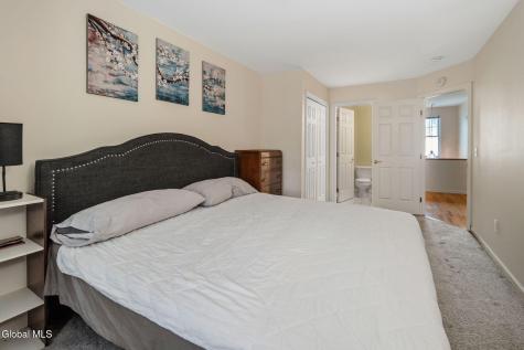 16 Killarney Court Saratoga Springs NY 12866