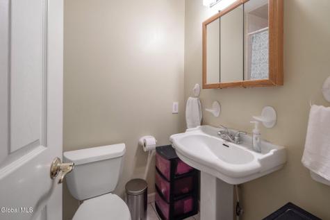 16 Killarney Court Saratoga Springs NY 12866