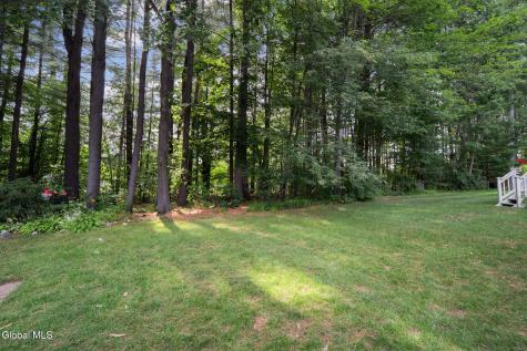 16 Killarney Court Saratoga Springs NY 12866