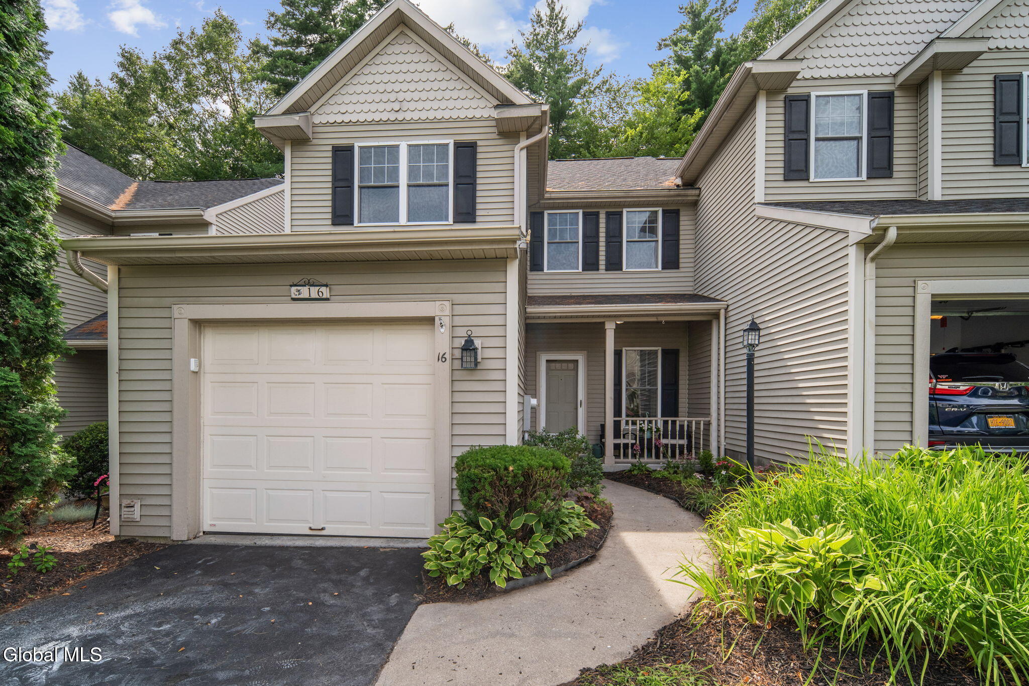 16 Killarney Court Saratoga Springs NY 12866
