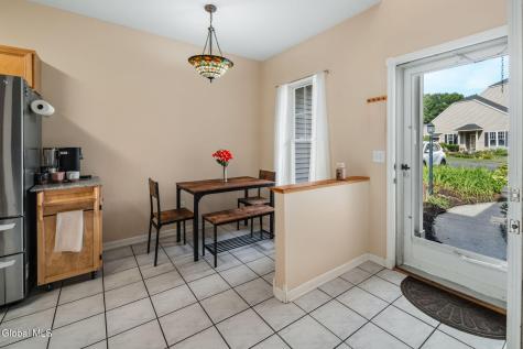16 Killarney Court Saratoga Springs NY 12866