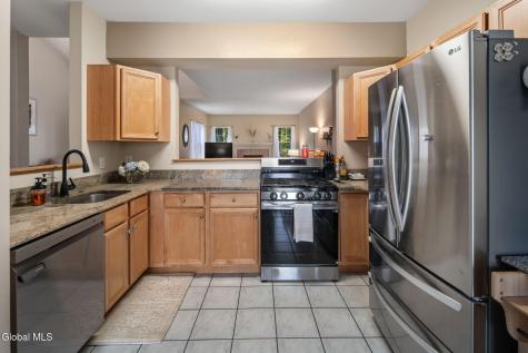 16 Killarney Court Saratoga Springs NY 12866
