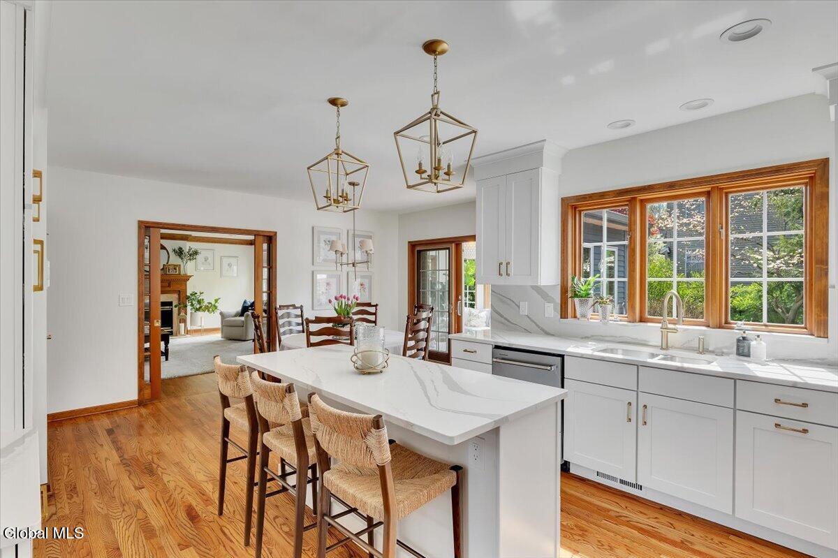 11 Fox Run Latham NY 12110