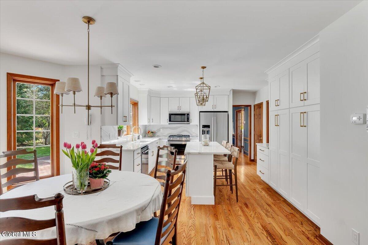 11 Fox Run Latham NY 12110