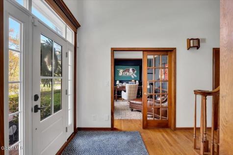 11 Fox Run Latham NY 12110