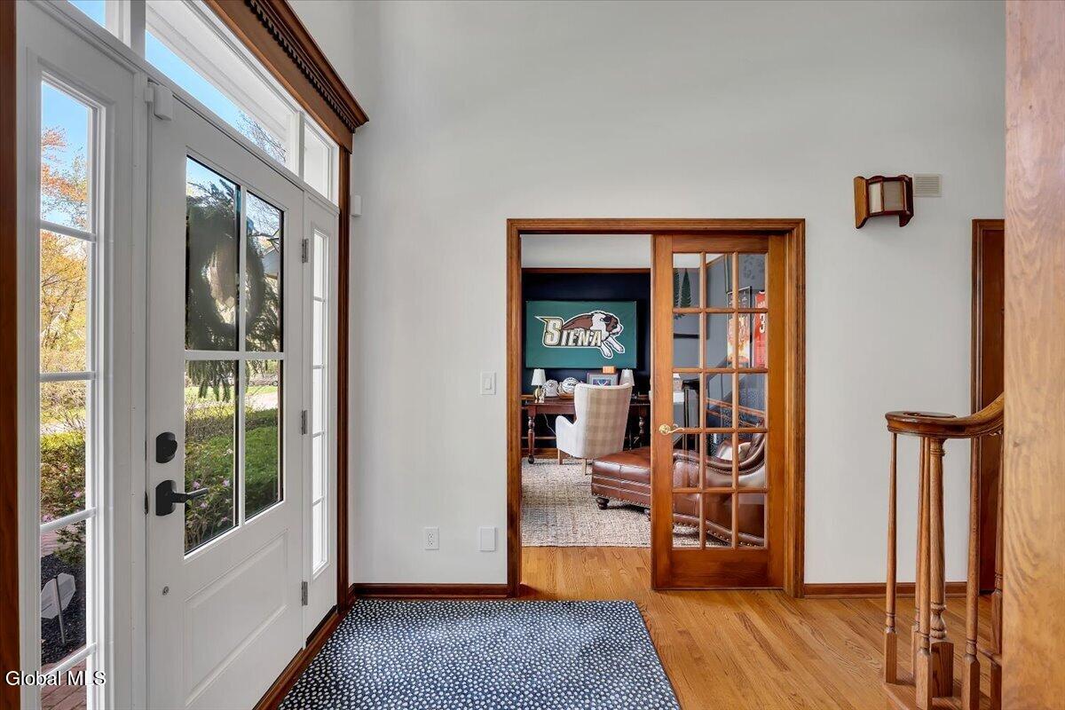 11 Fox Run Latham NY 12110