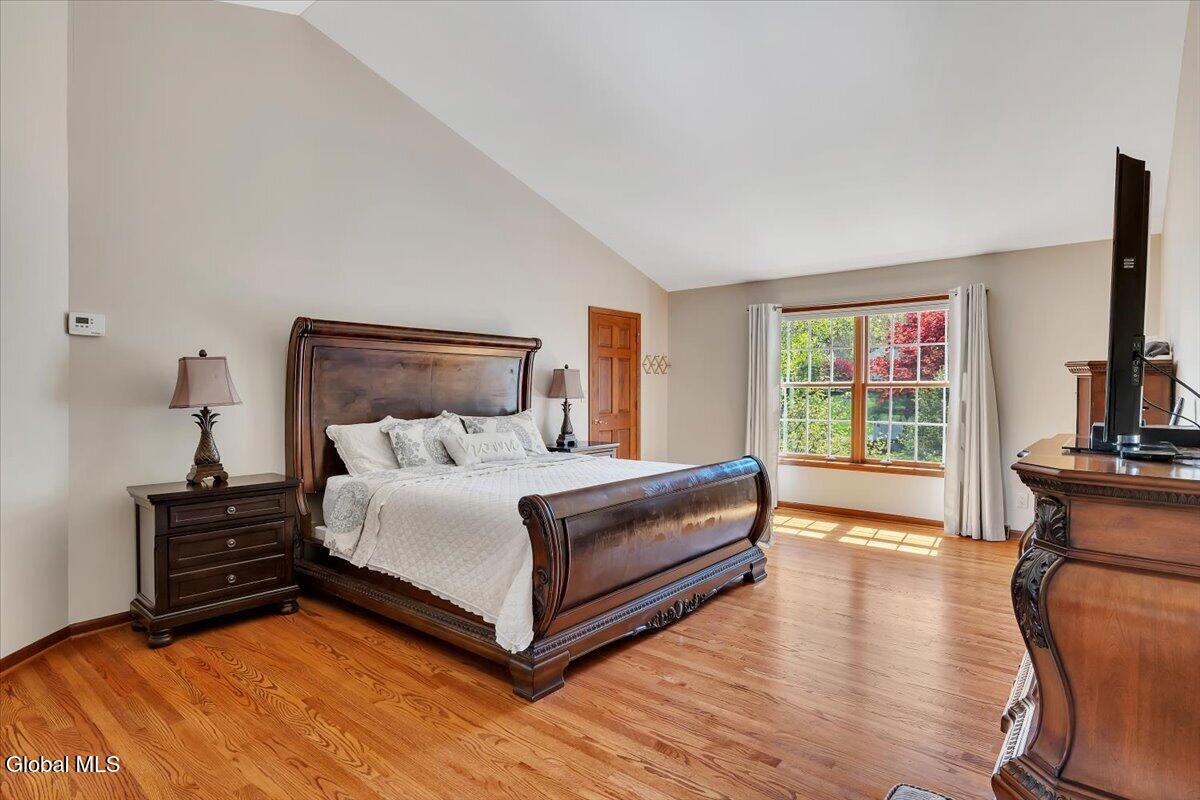 11 Fox Run Latham NY 12110