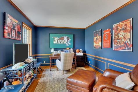 11 Fox Run Latham NY 12110