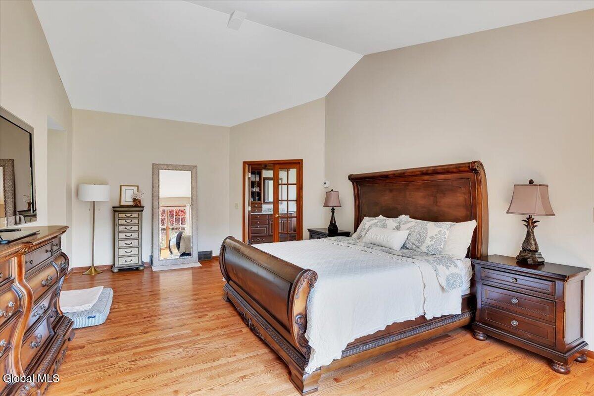 11 Fox Run Latham NY 12110