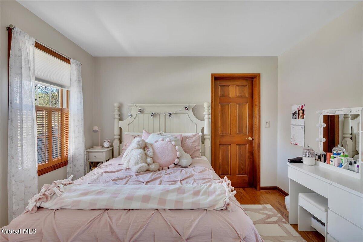 11 Fox Run Latham NY 12110