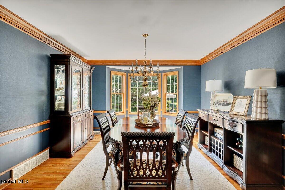 11 Fox Run Latham NY 12110