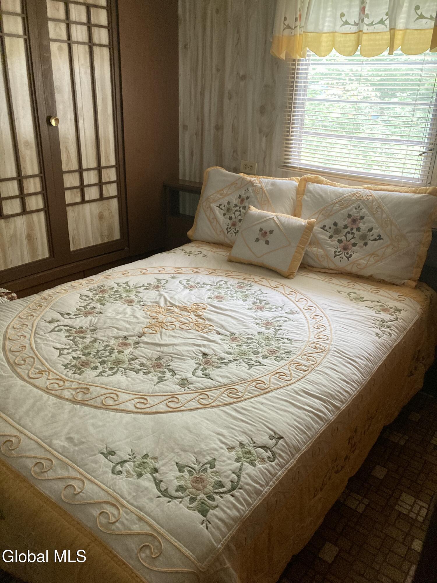241 Old Piseco Road Arietta NY 12139