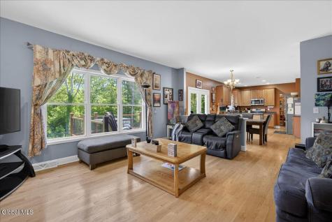 52 Chesterwood Drive Selkirk NY 12158