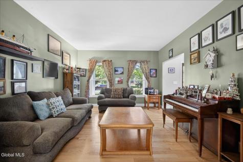 52 Chesterwood Drive Selkirk NY 12158