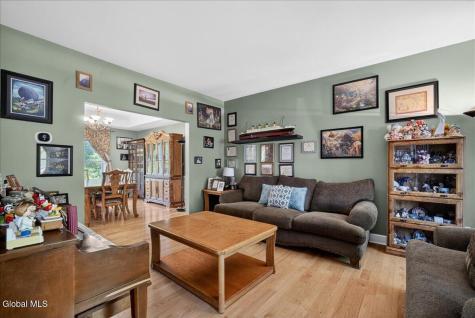 52 Chesterwood Drive Selkirk NY 12158