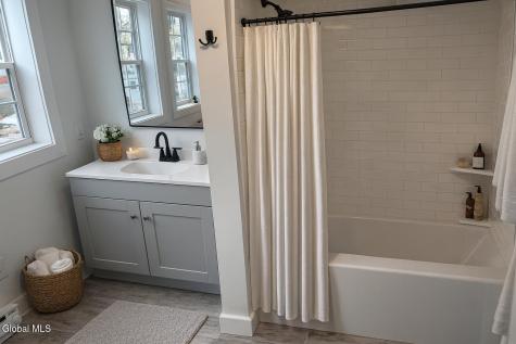 87 Kent Street Albany NY 12206