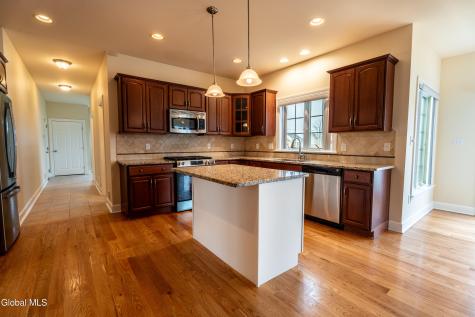 4 Teasdale Court Watervliet NY 12189