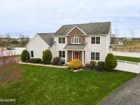 4 Teasdale Court Watervliet NY 12189