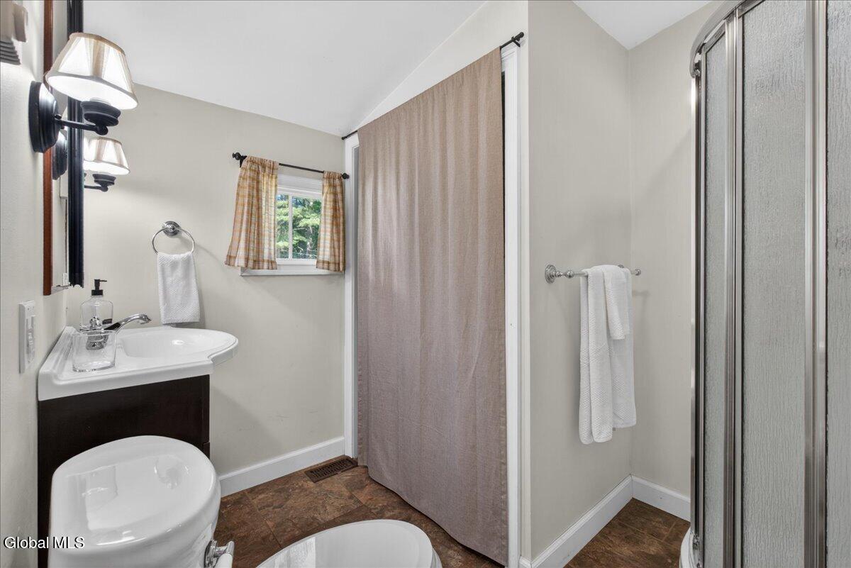 67 Connolly Road Ballston Lake NY 12019