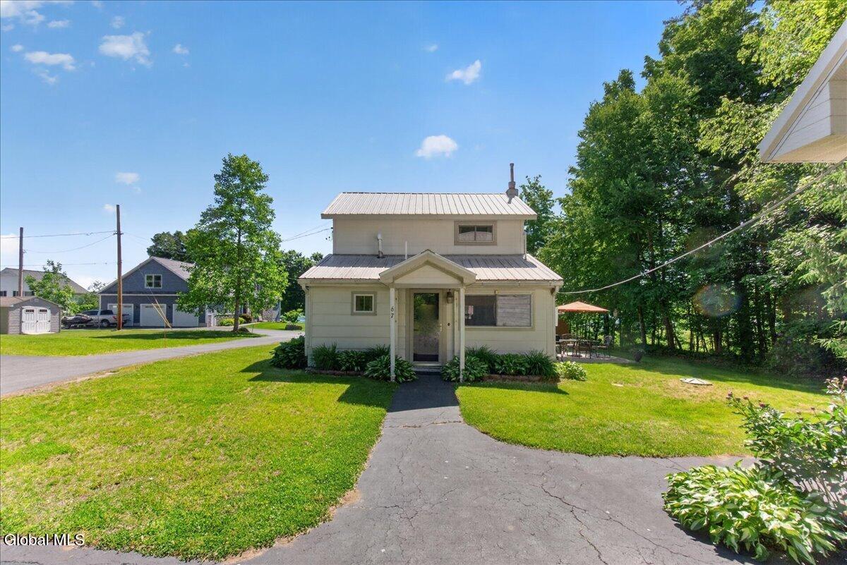 67 Connolly Road Ballston Lake NY 12019