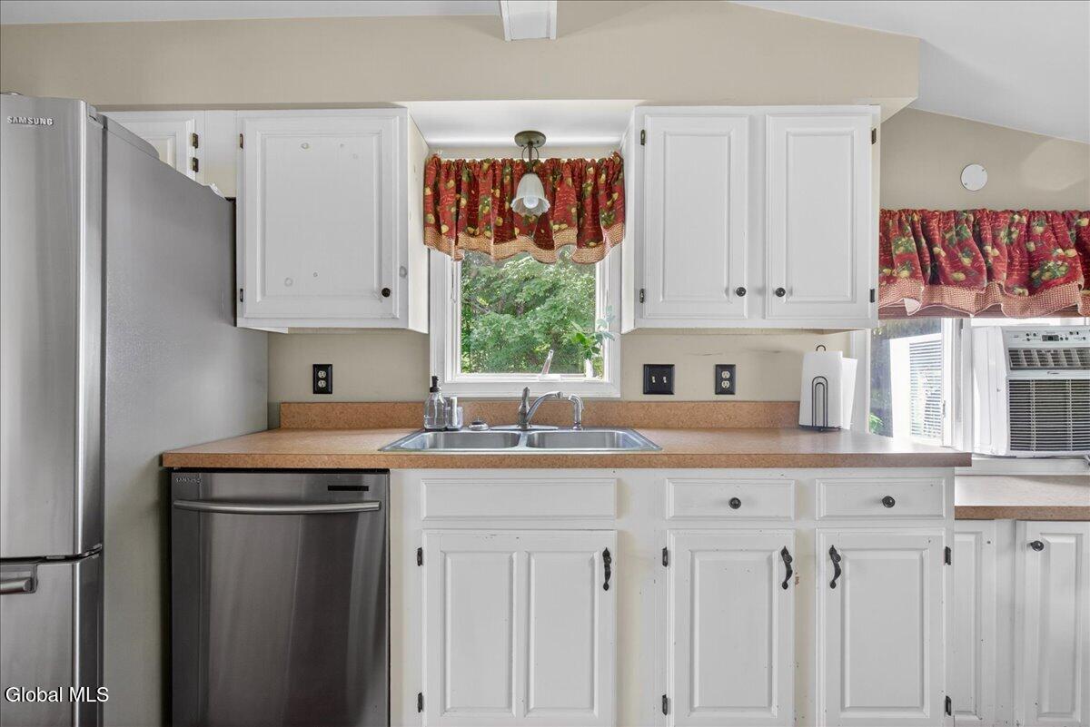 67 Connolly Road Ballston Lake NY 12019