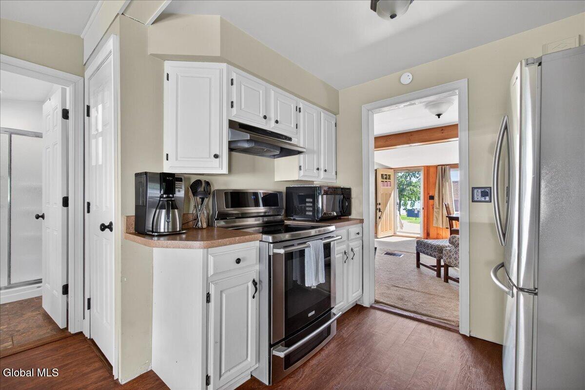 67 Connolly Road Ballston Lake NY 12019