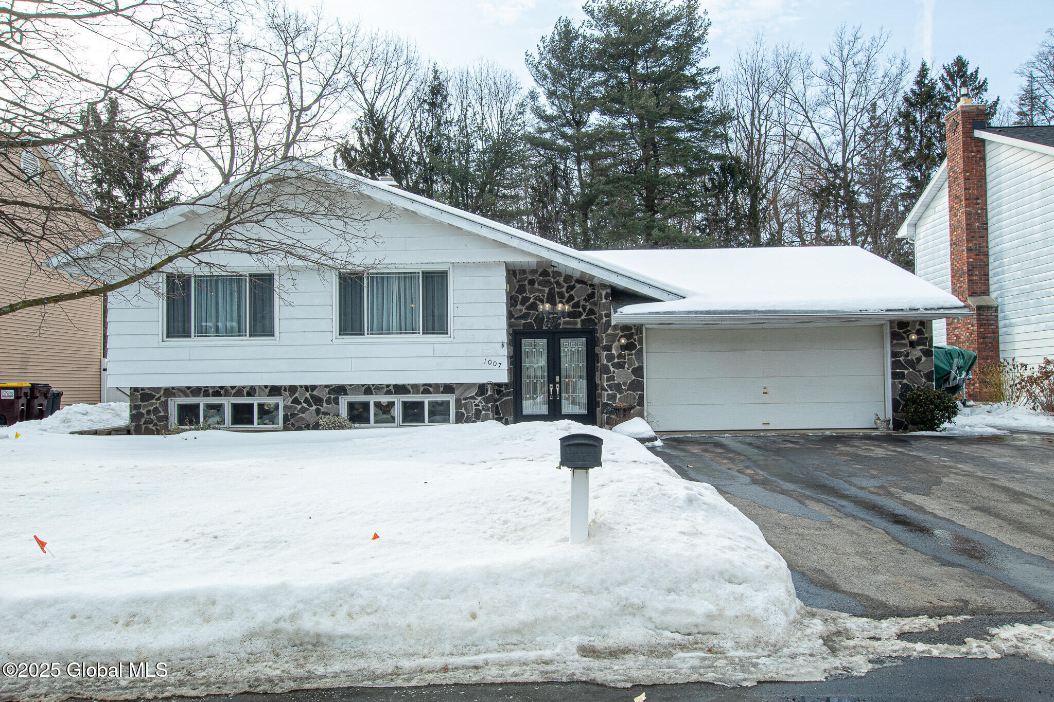 1007 Anthony Drive Schenectady NY 12303