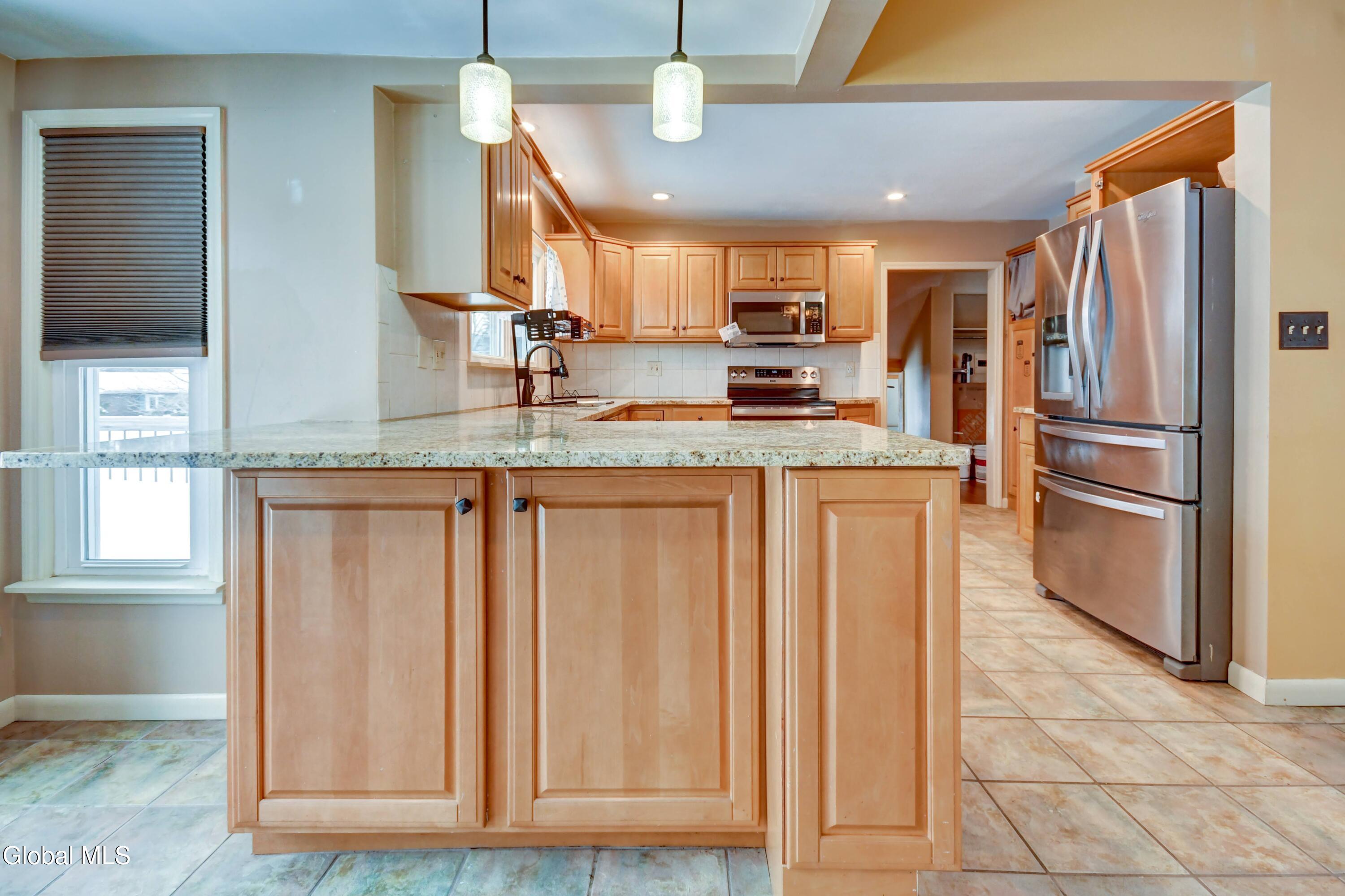 281 N Kingsboro Avenue Gloversville NY 12078