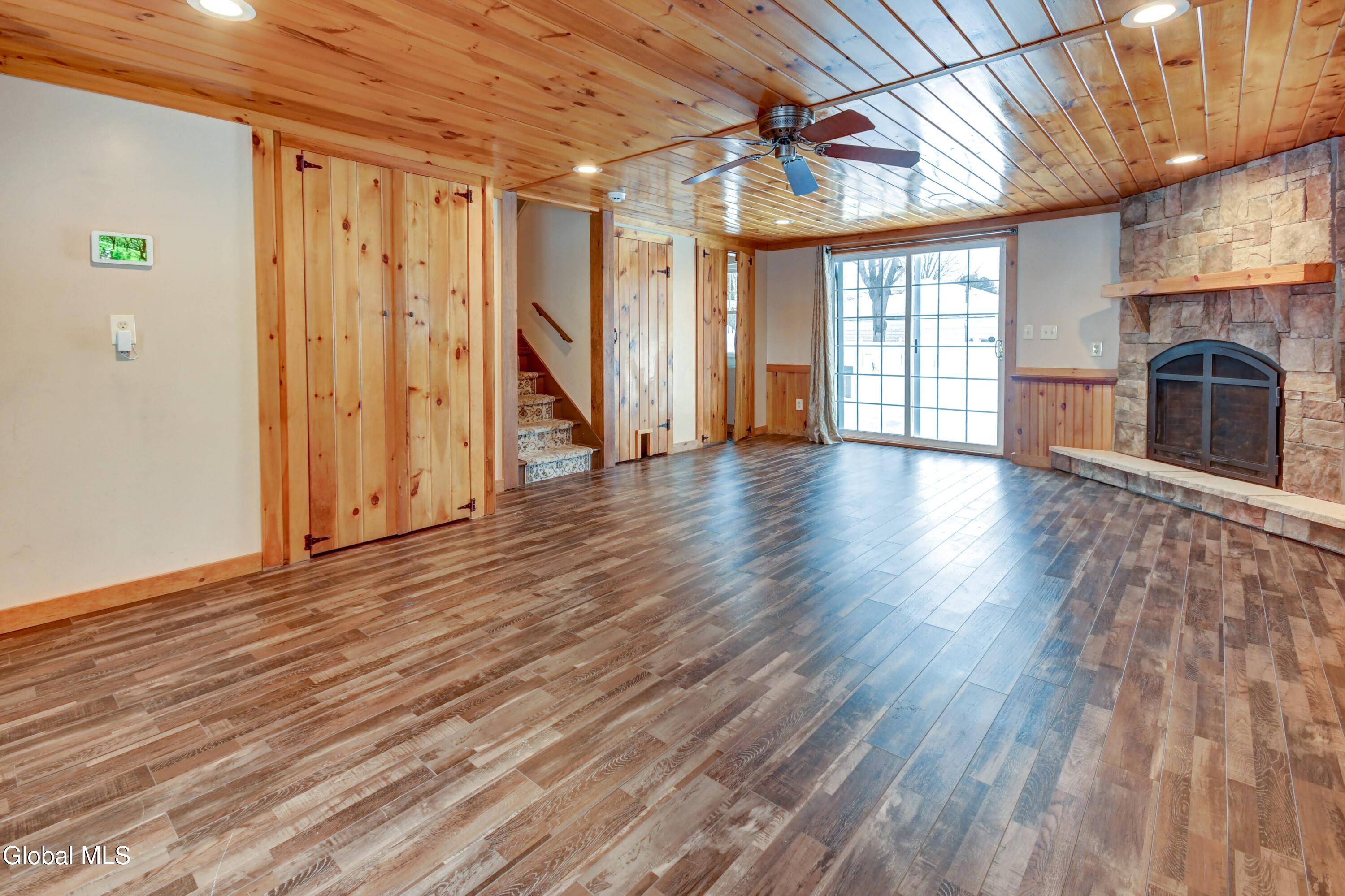 281 N Kingsboro Avenue Gloversville NY 12078