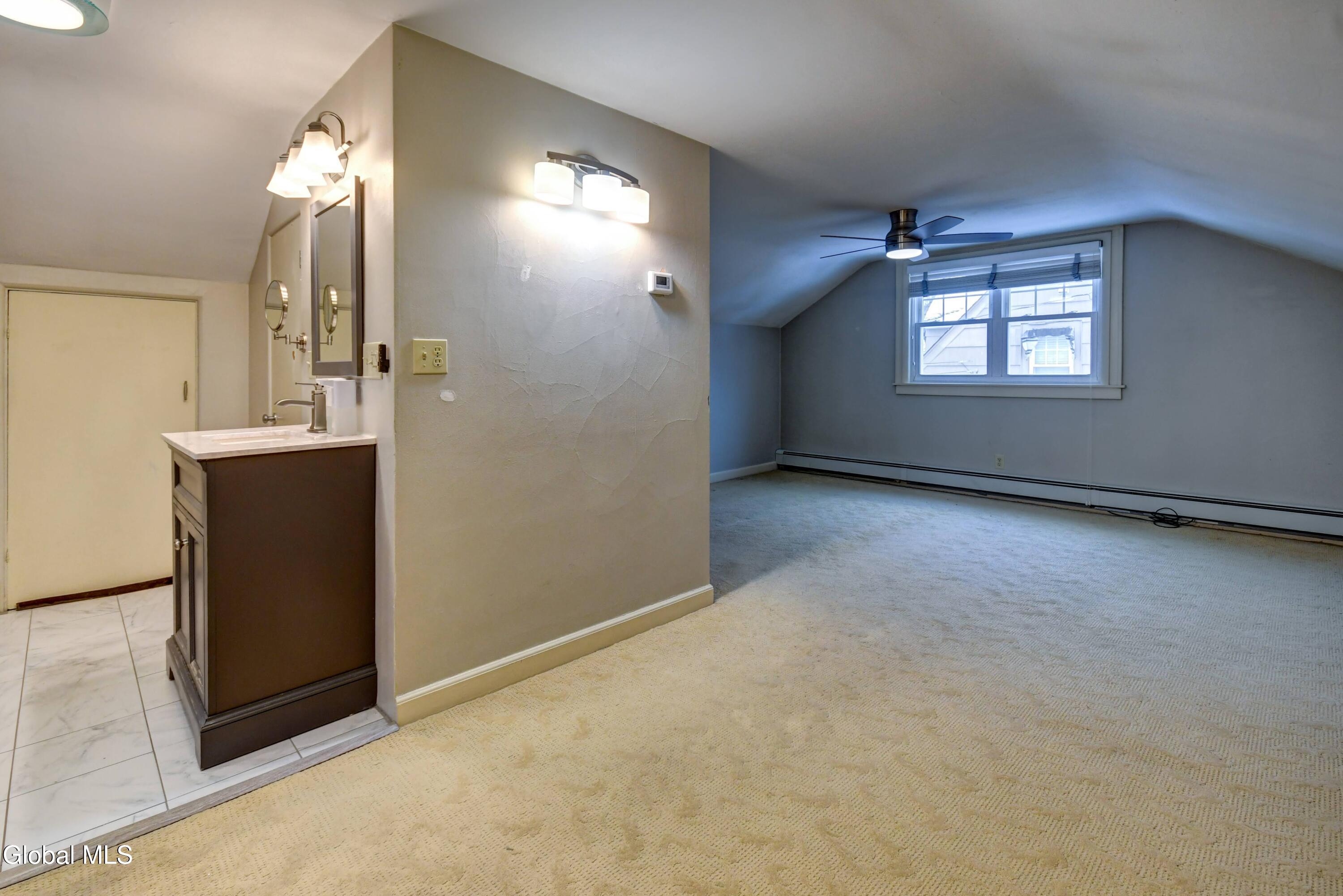 281 N Kingsboro Avenue Gloversville NY 12078