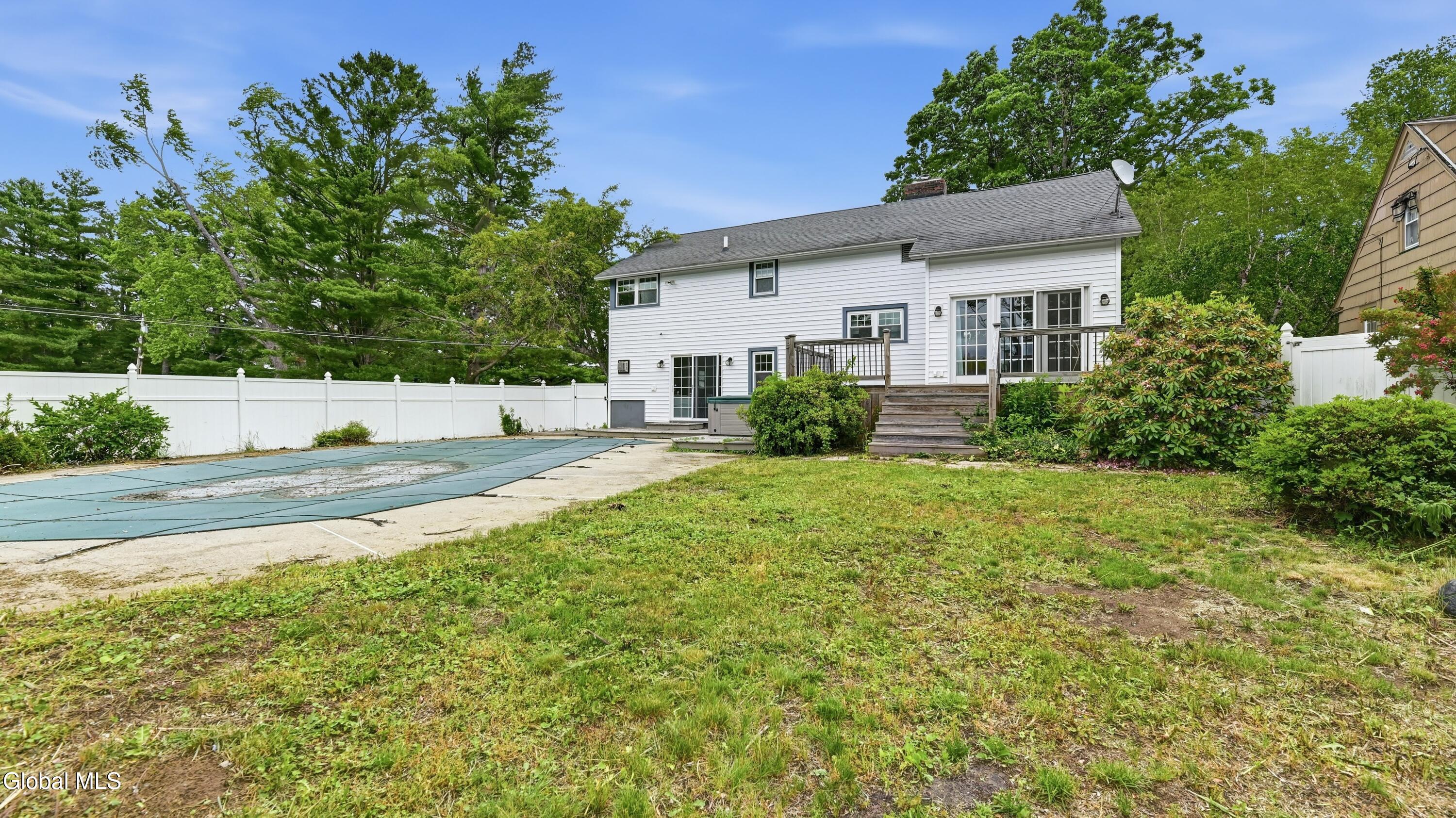 281 N Kingsboro Avenue Gloversville NY 12078