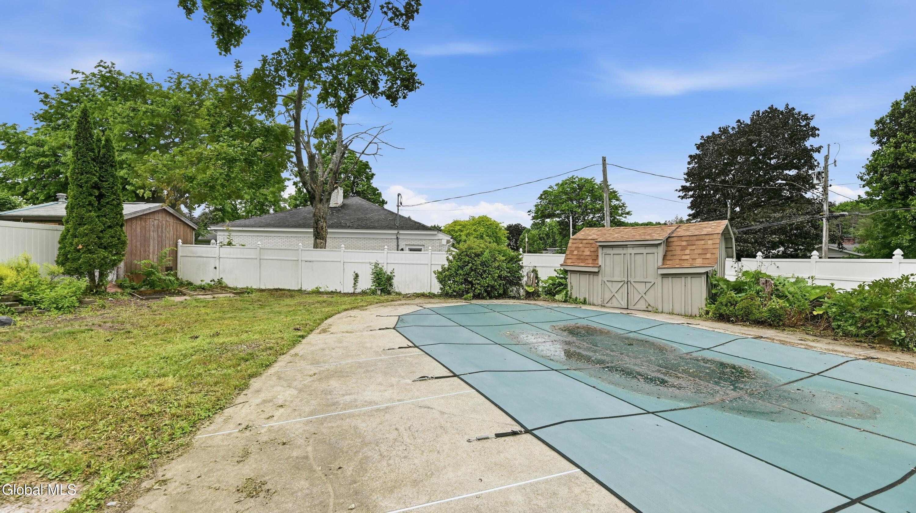 281 N Kingsboro Avenue Gloversville NY 12078