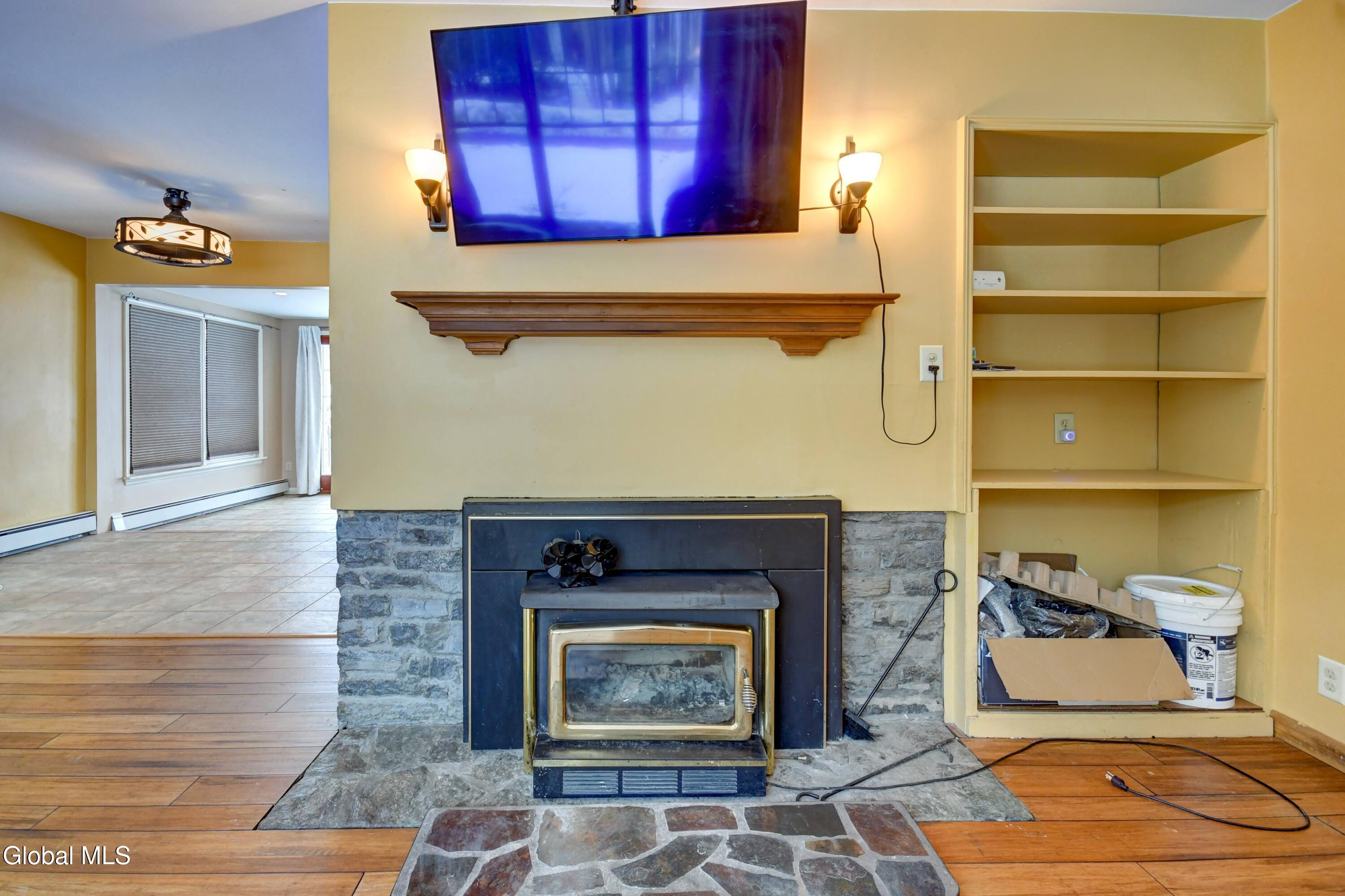 281 N Kingsboro Avenue Gloversville NY 12078