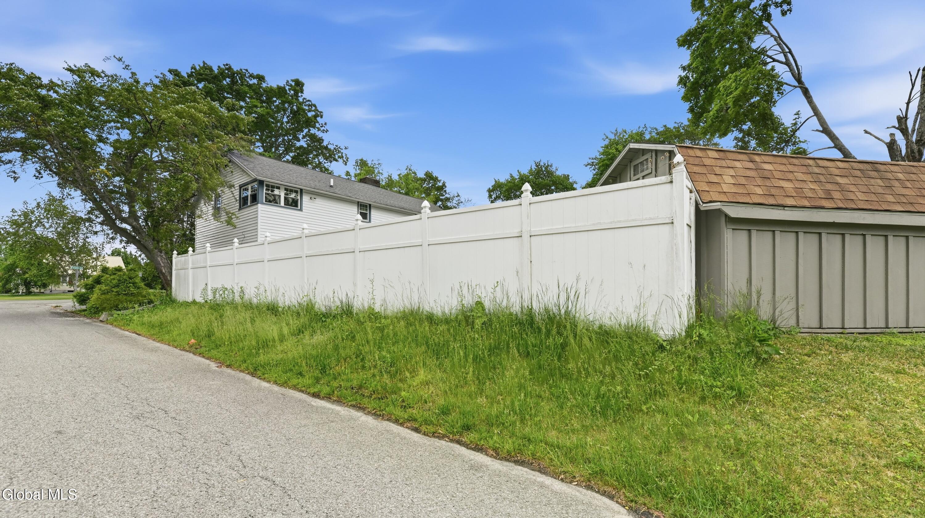 281 N Kingsboro Avenue Gloversville NY 12078