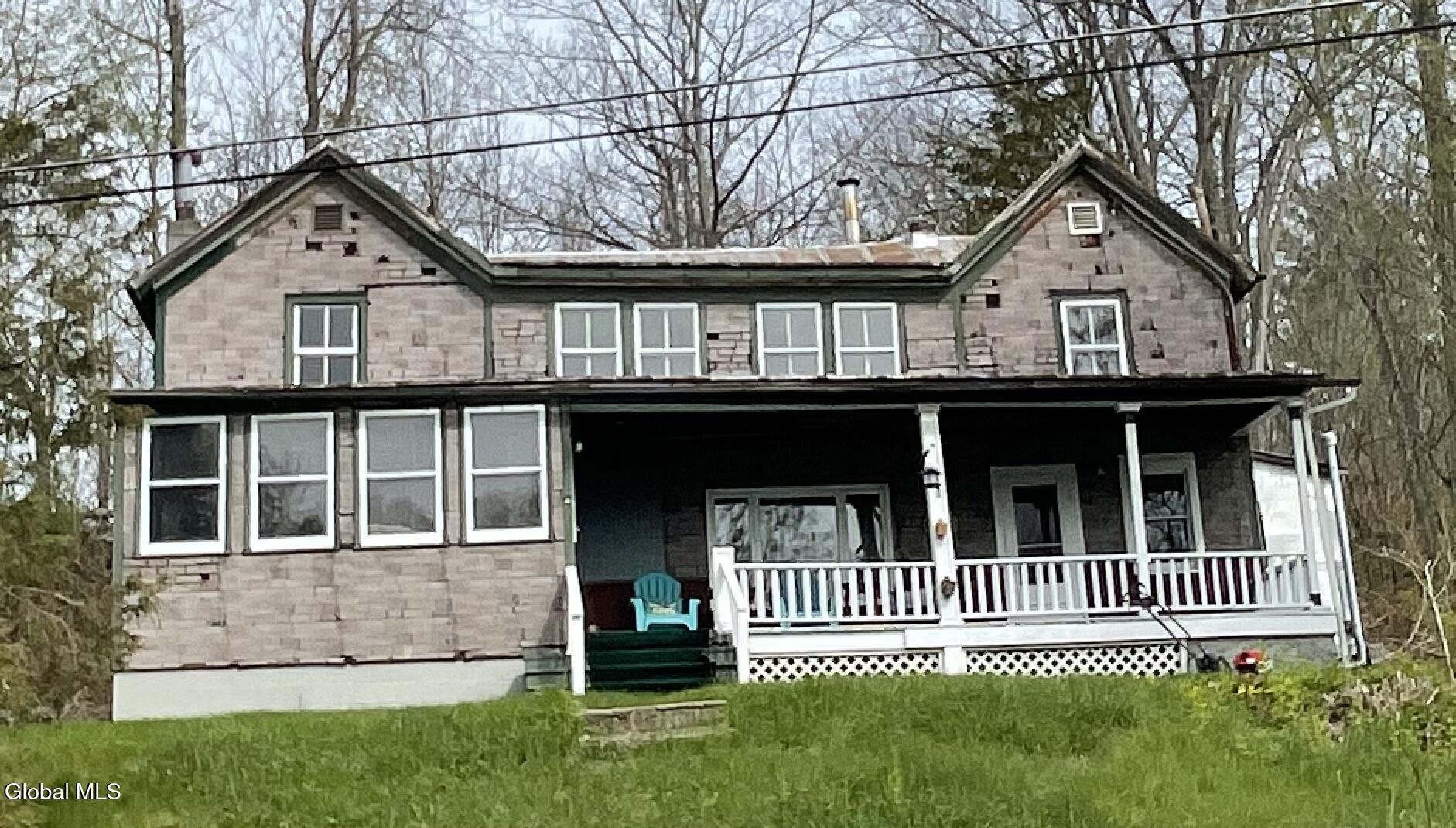 523 Enders Avenue Howes Cave NY 12092