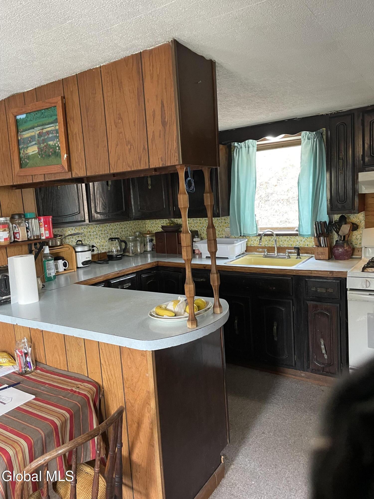 523 Enders Avenue Howes Cave NY 12092