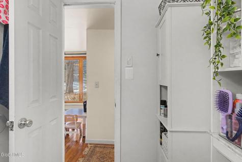 11 Cherry Lane Guilderland NY 12084