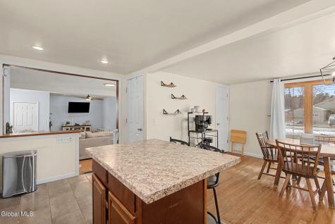 11 Cherry Lane Guilderland NY 12084