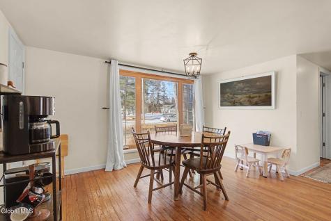 11 Cherry Lane Guilderland NY 12084
