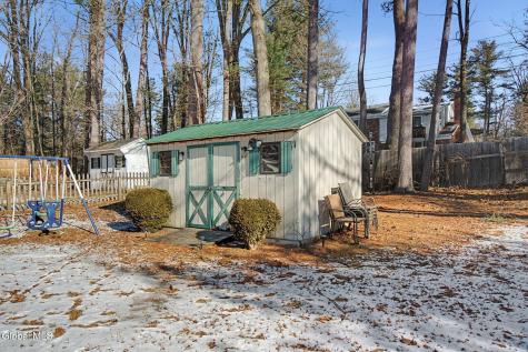 11 Cherry Lane Guilderland NY 12084