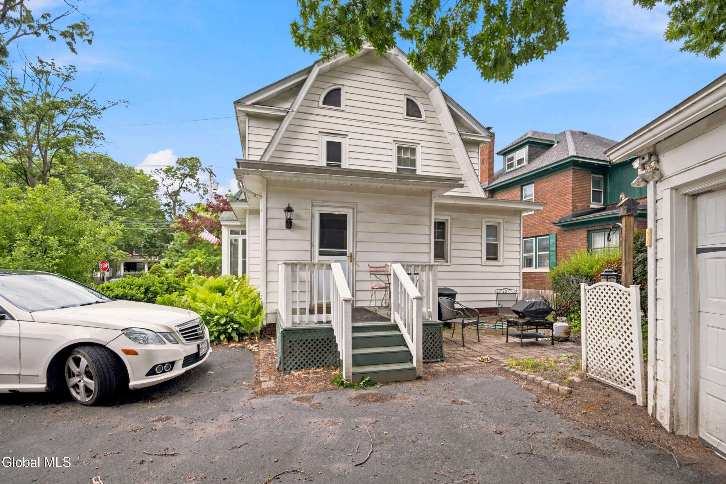 1355 Union Street Schenectady NY 12308