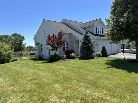 4A Breezy Pointe Drive Halfmoon NY 12065