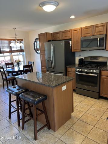 4A Breezy Pointe Drive Halfmoon NY 12065